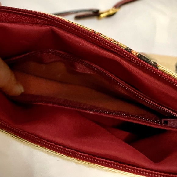 Adorable Small Purse from Brugge, Belgium, Hand Embroidered-Excellent Condition. - Picture 6 of 8